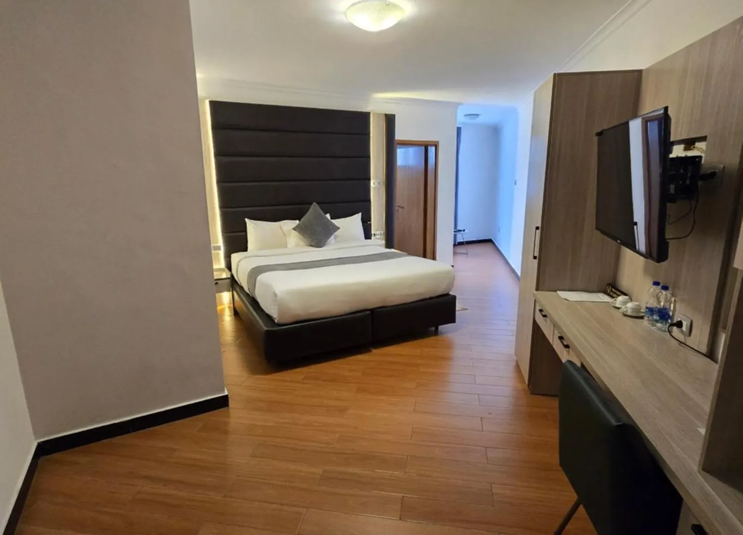 Гостевой дом Hammer Luxury Guesthouse Аддис-Абеба