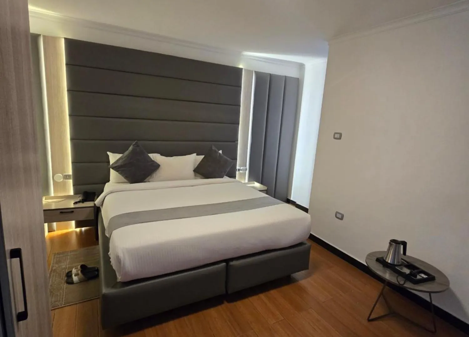 Hammer Luxury Guesthouse Аддис-Абеба Эфиопия